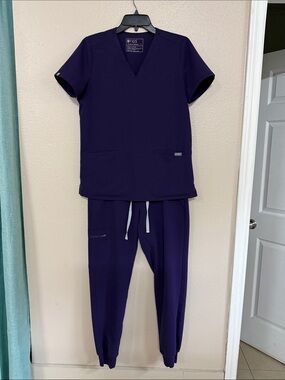 Figs Technical Collection Scrub Set